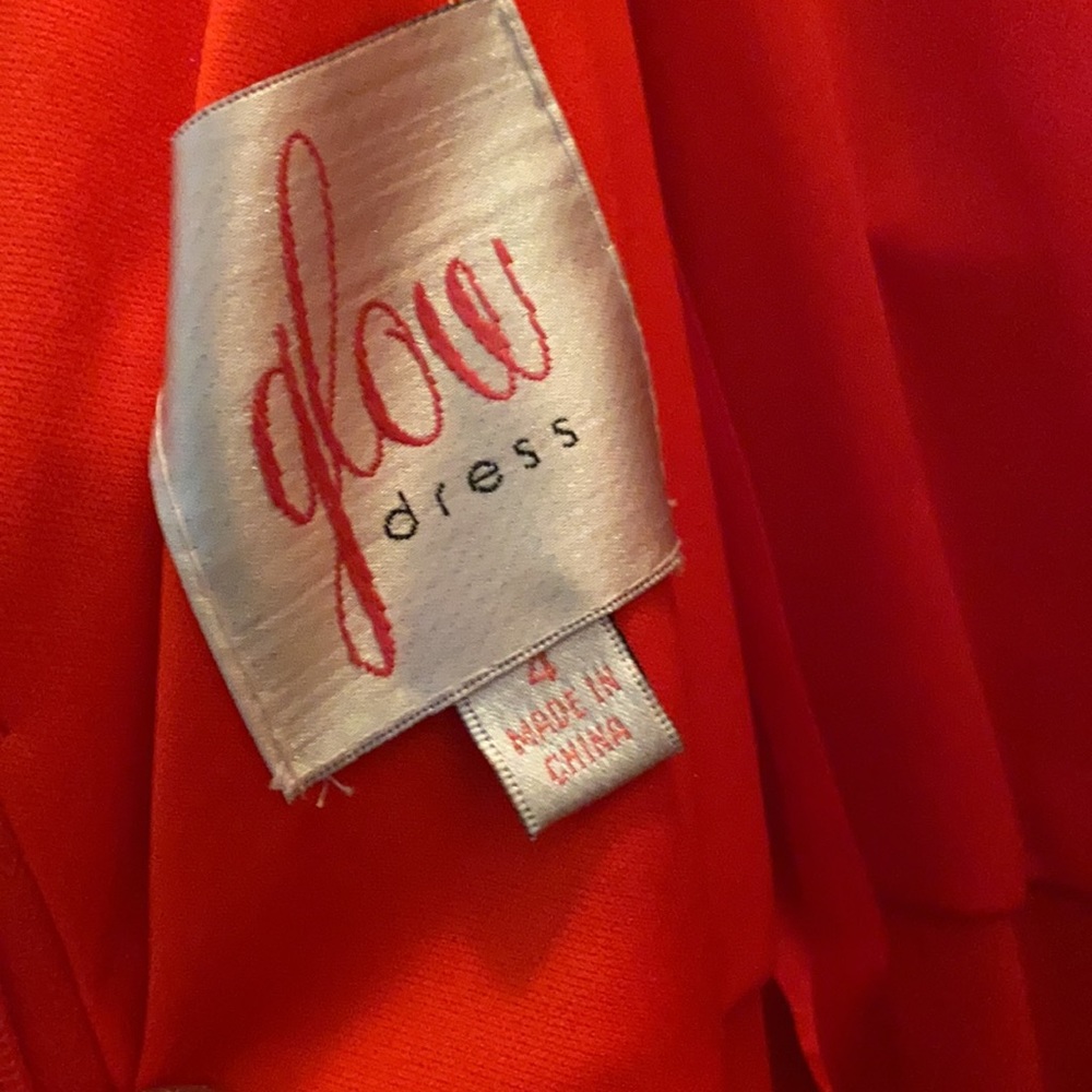 Size 4 Glow Dress💃 - Picture 5 of 9